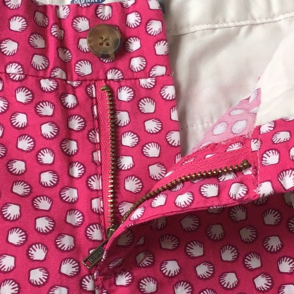 🐚 Pink Seashell Shorts - Picture 4 of 8